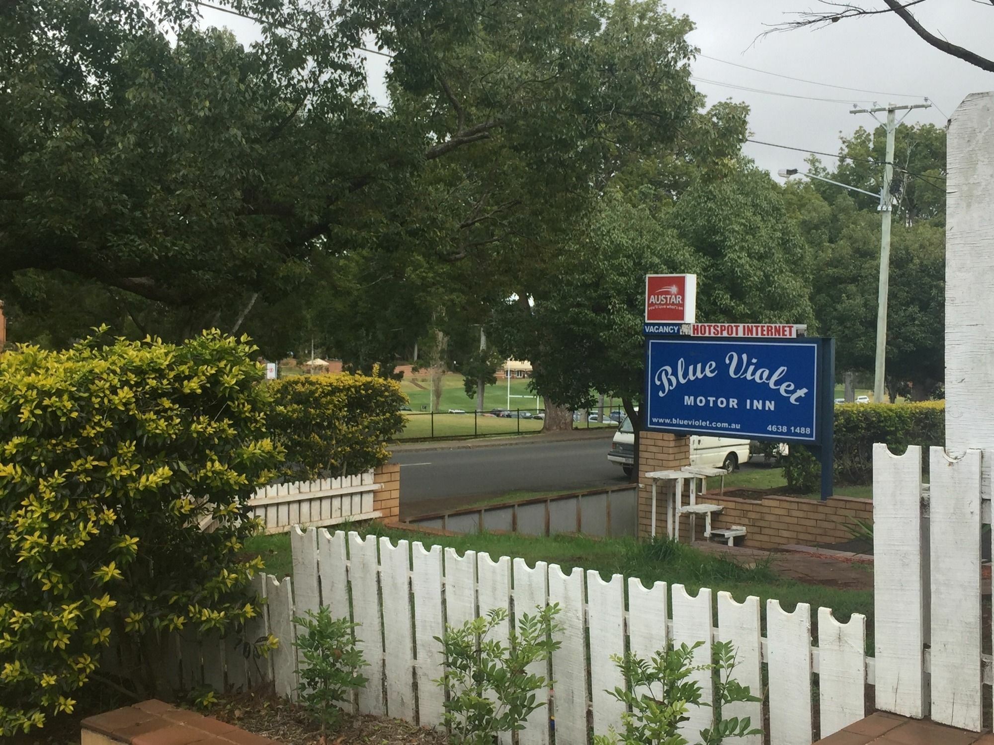 Blue Violet Motor Inn Toowoomba Exteriör bild